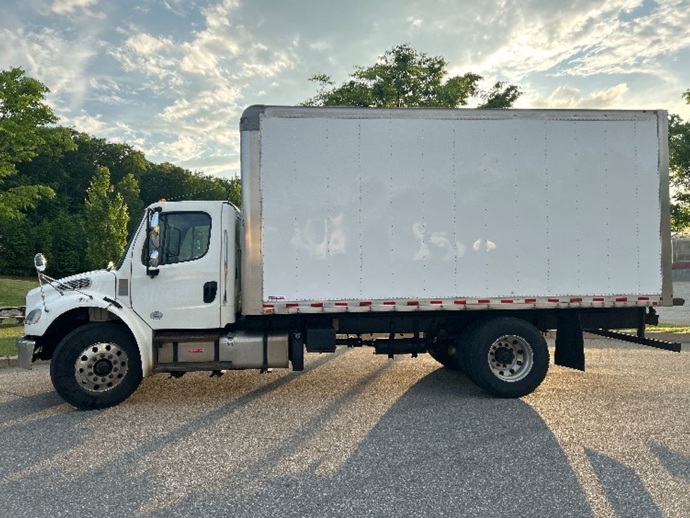 Medium Duty Box Truck-Light and Medium Duty Trucks-Freightliner-2018-M2-Fitchburg-MA-316,503\n\t\tmiles-$ 21,500 - Image 4