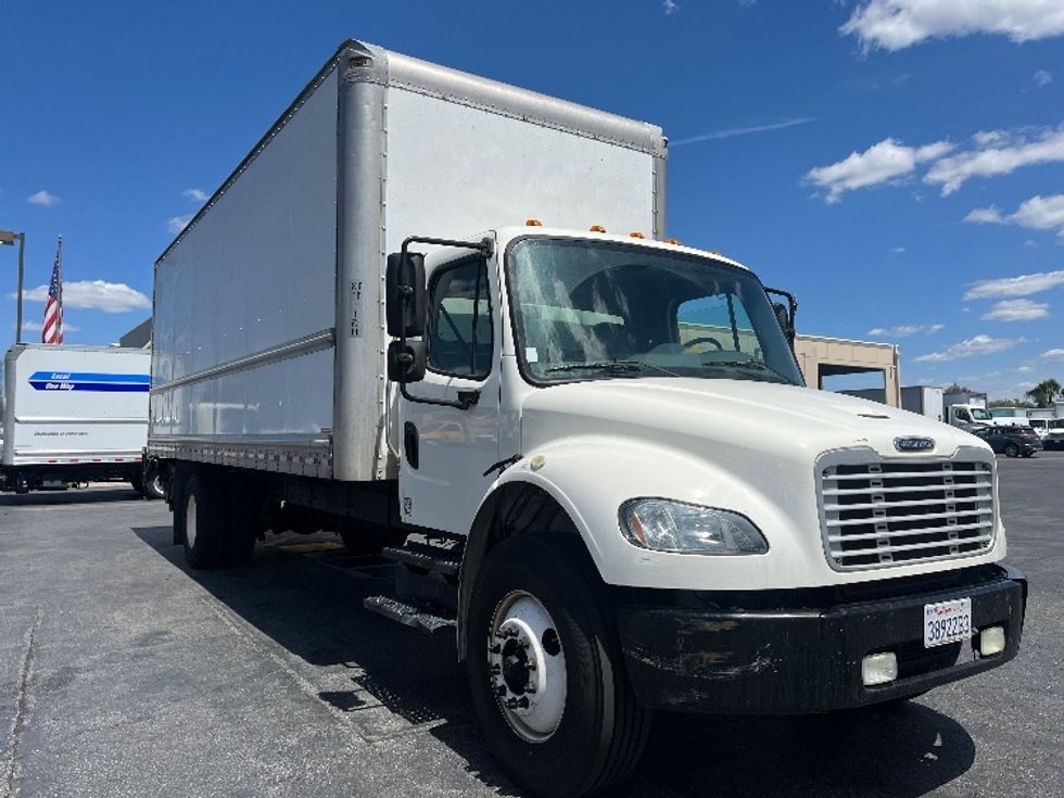 Medium Duty Box Truck-Light and Medium Duty Trucks-Freightliner-2018-M2-Fontana-CA-189,595\n\t\tmiles-$ 46,000 - Image 1