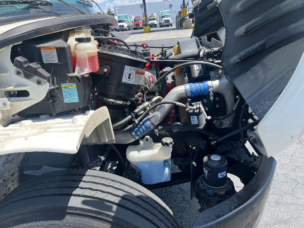 Medium Duty Box Truck-Light and Medium Duty Trucks-Freightliner-2018-M2-Fontana-CA-189,595\n\t\tmiles-$ 46,000 - Image 23