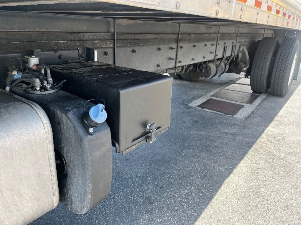Medium Duty Box Truck-Light and Medium Duty Trucks-Freightliner-2018-M2-Fontana-CA-189,595\n\t\tmiles-$ 46,000 - Image 5