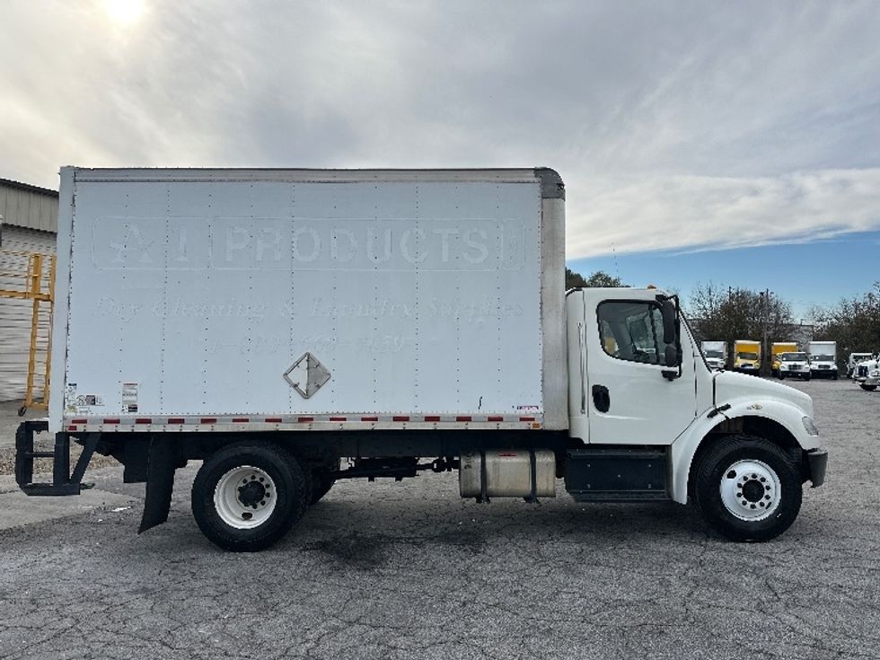 Medium Duty Box Truck-Light and Medium Duty Trucks-Freightliner-2018-M2-Forest Park-GA-245,966\n\t\tmiles-$ 34,750 - Image 15