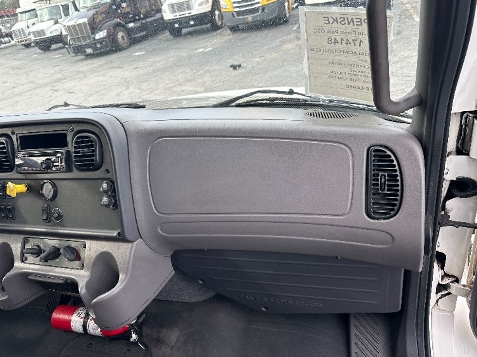 Medium Duty Box Truck-Light and Medium Duty Trucks-Freightliner-2018-M2-Forest Park-GA-245,966\n\t\tmiles-$ 34,750 - Image 21
