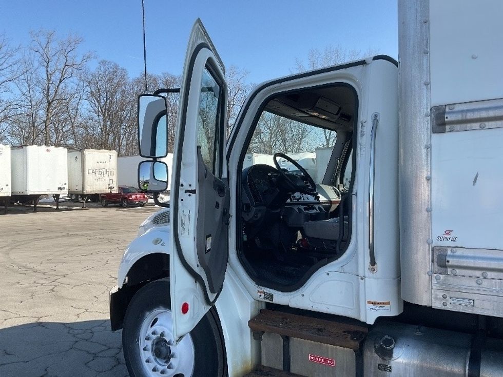 Medium Duty Box Truck-Light and Medium Duty Trucks-Freightliner-2018-M2-Fort Wayne-IN-202,282\n\t\tmiles-$ 42,500 - Image 16