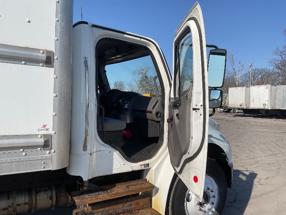 Medium Duty Box Truck-Light and Medium Duty Trucks-Freightliner-2018-M2-Fort Wayne-IN-202,282\n\t\tmiles-$ 42,500 - Image 19