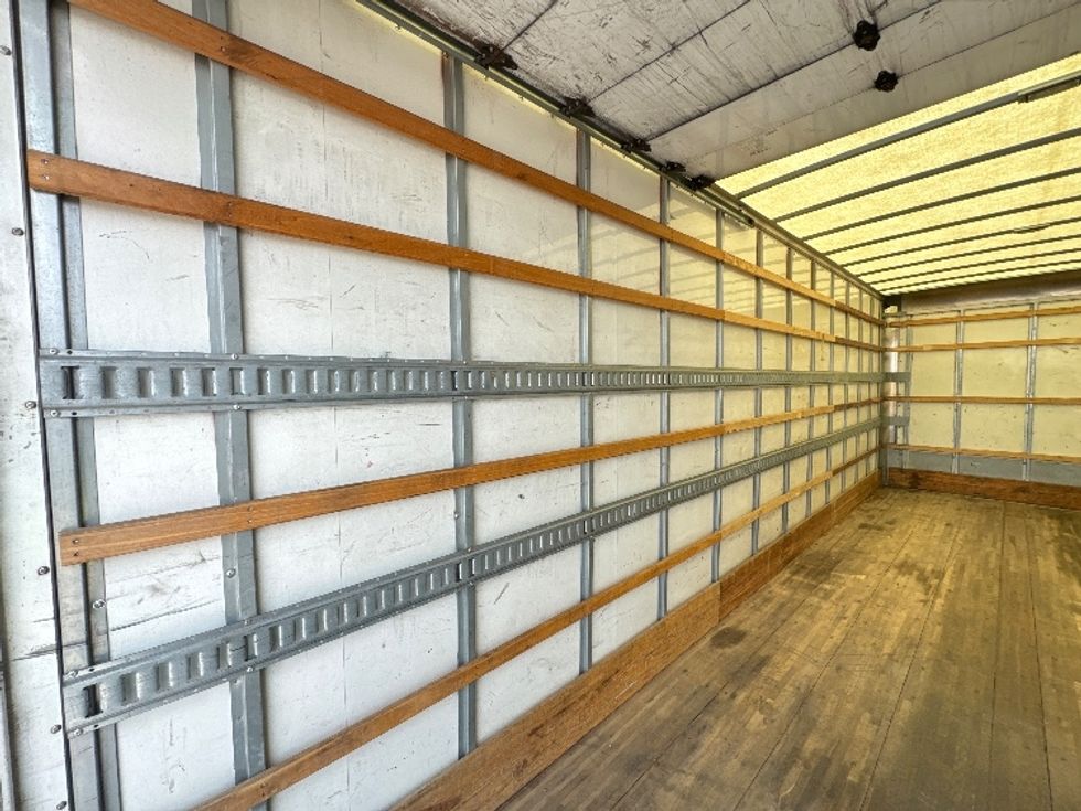 Medium Duty Box Truck-Light and Medium Duty Trucks-Freightliner-2018-M2-Garland-TX-282,669\n\t\tmiles-$ 31,500 - Image 11