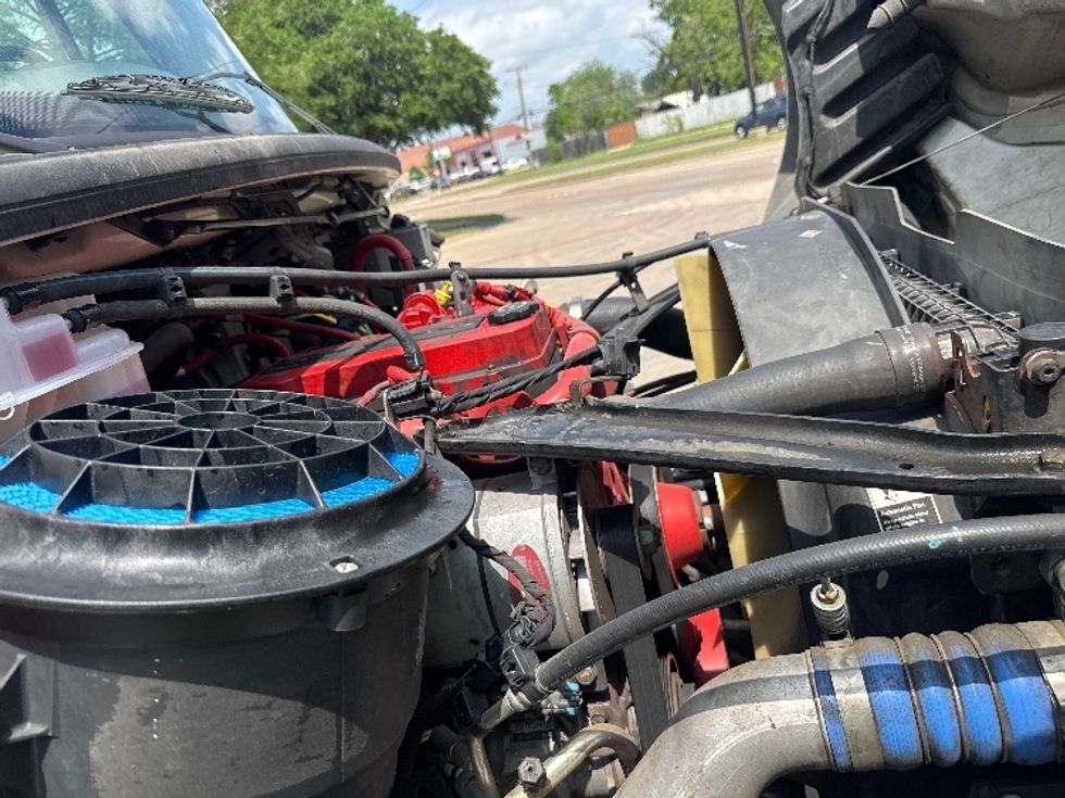 Medium Duty Box Truck-Light and Medium Duty Trucks-Freightliner-2018-M2-Garland-TX-282,669\n\t\tmiles-$ 31,500 - Image 23