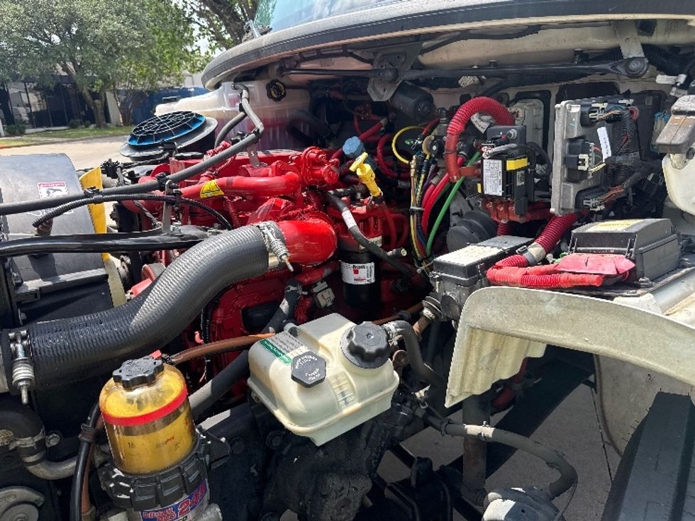 Medium Duty Box Truck-Light and Medium Duty Trucks-Freightliner-2018-M2-Garland-TX-282,669\n\t\tmiles-$ 31,500 - Image 24