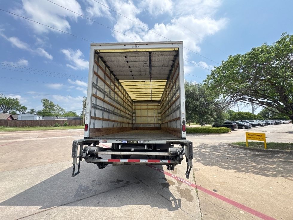 Medium Duty Box Truck-Light and Medium Duty Trucks-Freightliner-2018-M2-Garland-TX-282,669\n\t\tmiles-$ 31,500 - Image 8