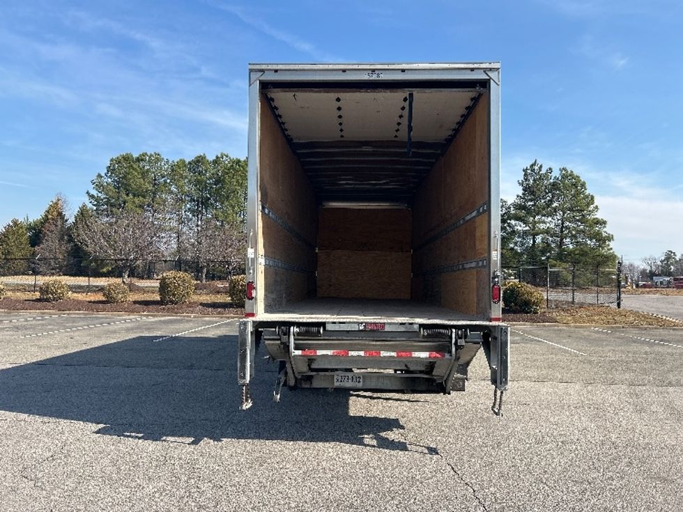 Medium Duty Box Truck-Light and Medium Duty Trucks-Freightliner-2018-M2-Greensboro-NC-78,467\n\t\tmiles-$ 60,250 - Image 8
