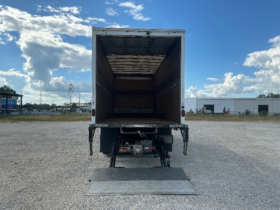Medium Duty Box Truck-Light and Medium Duty Trucks-Freightliner-2018-M2-Gulfport-MS-287,554\n\t\tmiles-$ 31,000 - Image 9