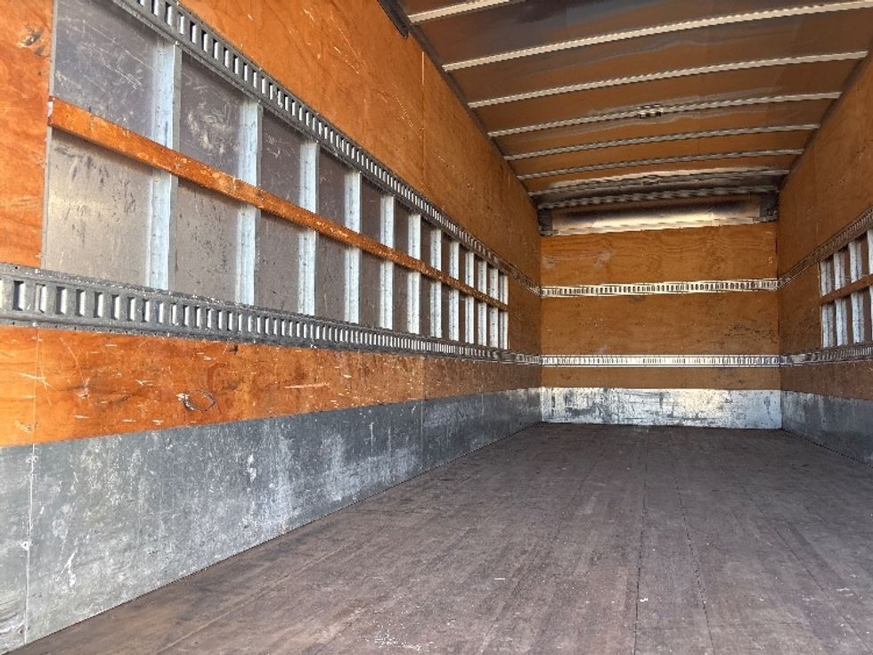 Medium Duty Box Truck-Light and Medium Duty Trucks-Freightliner-2018-M2-Hammond-LA-267,869\n\t\tmiles-$ 36,500 - Image 11
