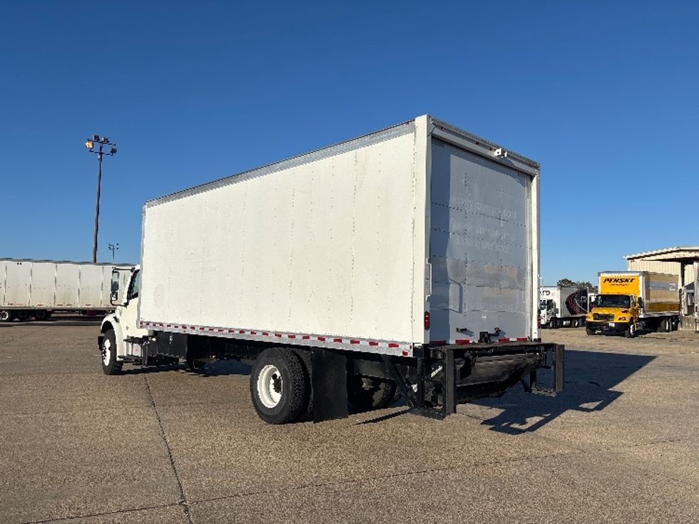 Medium Duty Box Truck-Light and Medium Duty Trucks-Freightliner-2018-M2-Hammond-LA-267,869\n\t\tmiles-$ 36,500 - Image 6