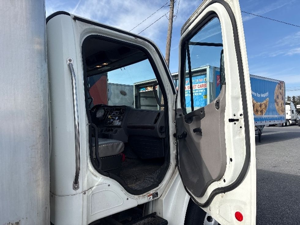 Medium Duty Box Truck-Light and Medium Duty Trucks-Freightliner-2018-M2-Harrisburg-PA-154,656\n\t\tmiles-$ 47,750 - Image 20
