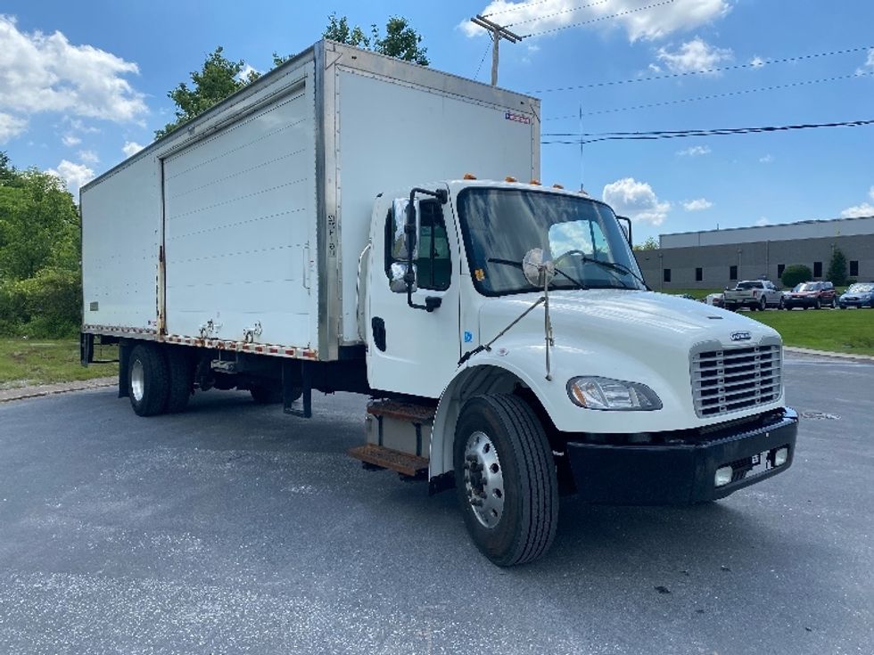 Medium Duty Box Truck-Light and Medium Duty Trucks-Freightliner-2018-M2-Harrisburg-PA-165,497\n\t\tmiles-$ 43,500 - Image 1