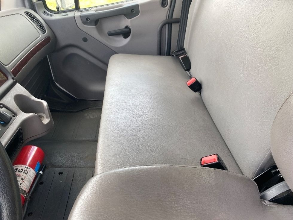 Medium Duty Box Truck-Light and Medium Duty Trucks-Freightliner-2018-M2-Harrisburg-PA-165,497\n\t\tmiles-$ 43,500 - Image 19