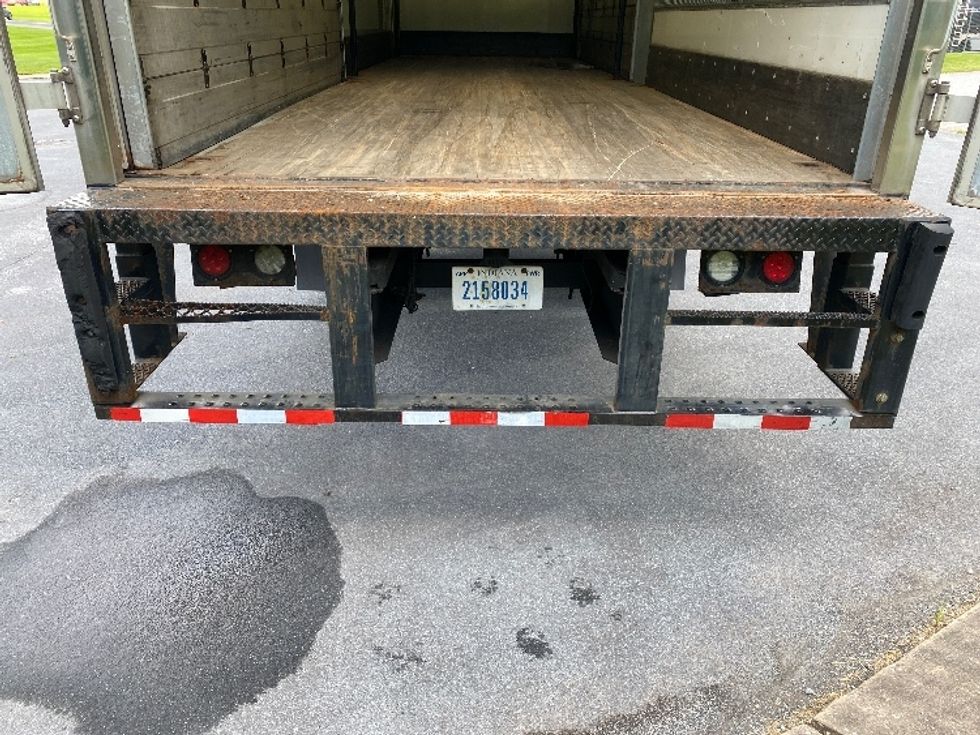 Medium Duty Box Truck-Light and Medium Duty Trucks-Freightliner-2018-M2-Harrisburg-PA-165,497\n\t\tmiles-$ 43,500 - Image 9