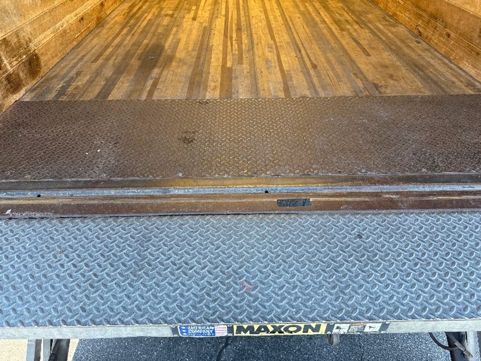 Medium Duty Box Truck-Light and Medium Duty Trucks-Freightliner-2018-M2-Harrisburg-PA-237,327\n\t\tmiles-$ 38,250 - Image 10