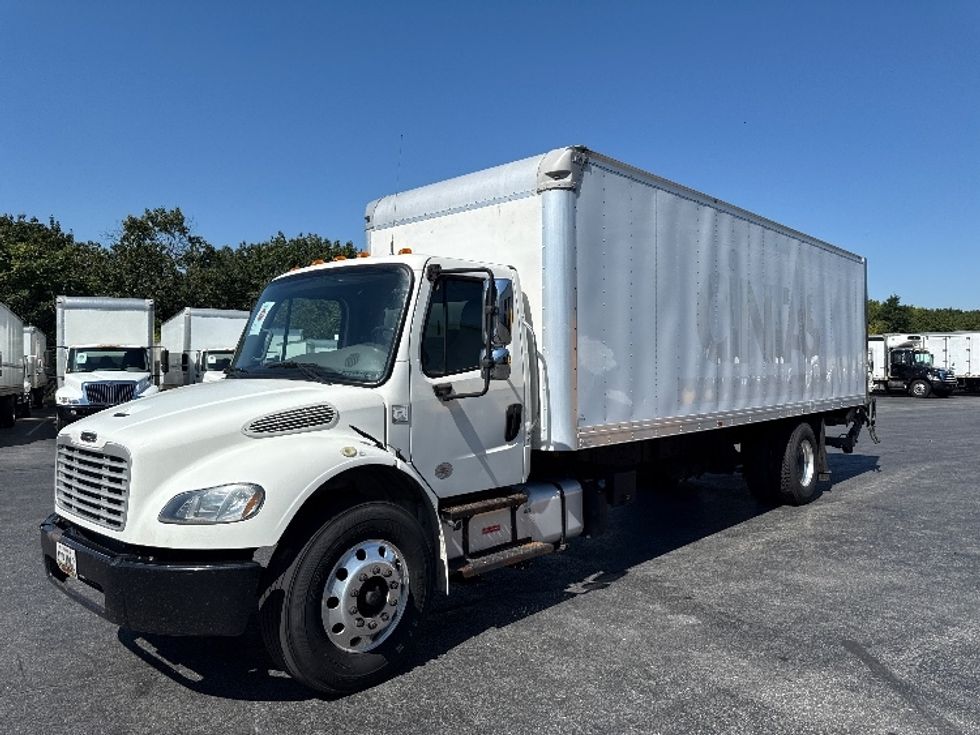Medium Duty Box Truck-Light and Medium Duty Trucks-Freightliner-2018-M2-Harrisburg-PA-237,327\n\t\tmiles-$ 38,250 - Image 3