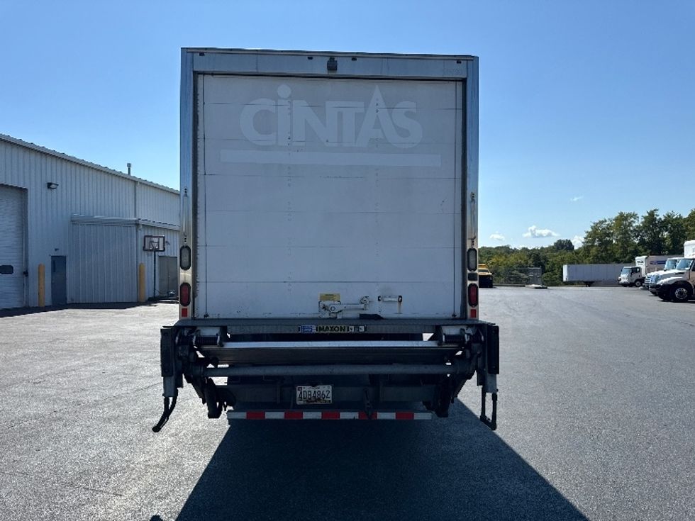 Medium Duty Box Truck-Light and Medium Duty Trucks-Freightliner-2018-M2-Harrisburg-PA-237,327\n\t\tmiles-$ 38,250 - Image 7