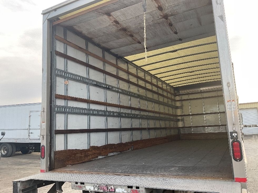Medium Duty Box Truck-Light and Medium Duty Trucks-Freightliner-2018-M2-Harrisburg-PA-378,649\n\t\tmiles-$ 19,500 - Image 11