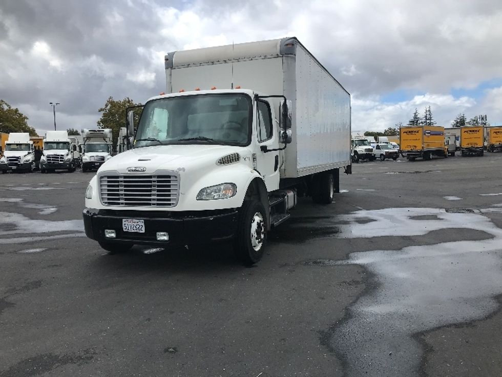 Medium Duty Box Truck-Light and Medium Duty Trucks-Freightliner-2018-M2-Hayward-CA-170,059\n\t\tmiles-$ 43,250 - Image 3