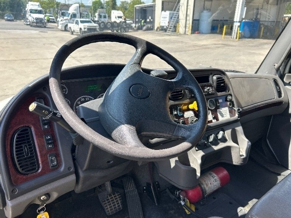 Medium Duty Box Truck-Light and Medium Duty Trucks-Freightliner-2018-M2-Homewood-AL-144,358\n\t\tmiles-$ 57,250 - Image 17