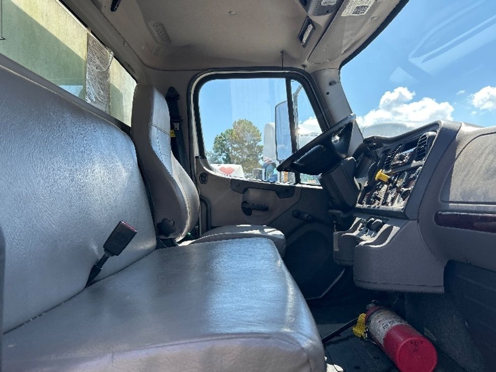 Medium Duty Box Truck-Light and Medium Duty Trucks-Freightliner-2018-M2-Homewood-AL-144,358\n\t\tmiles-$ 57,250 - Image 21
