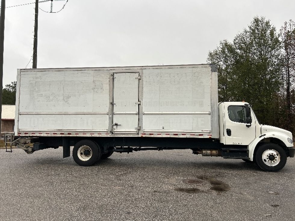Medium Duty Box Truck-Light and Medium Duty Trucks-Freightliner-2018-M2-Homewood-AL-146,314\n\t\tmiles-$ 53,500 - Image 15