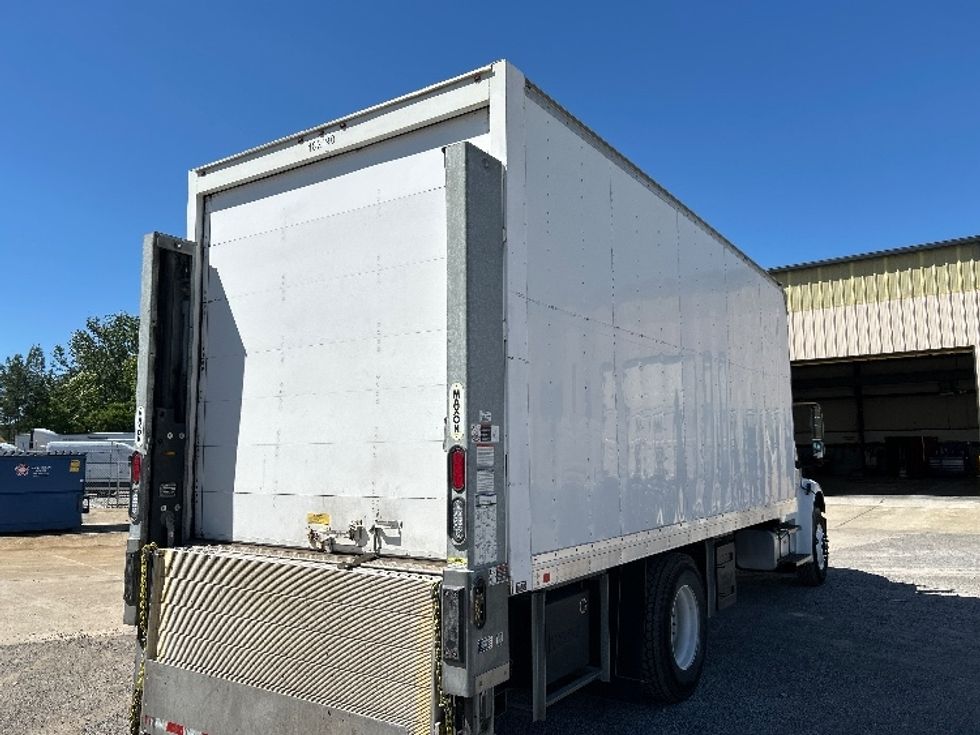 Medium Duty Box Truck-Light and Medium Duty Trucks-Freightliner-2018-M2-Hueytown-AL-134,502\n\t\tmiles-$ 43,250 - Image 13