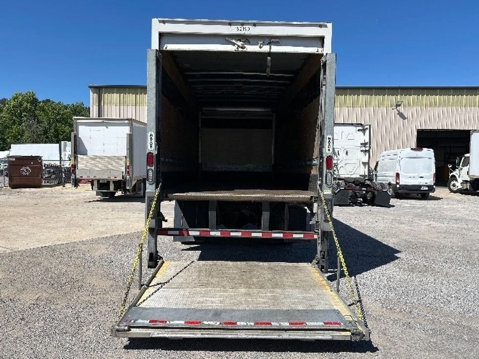 Medium Duty Box Truck-Light and Medium Duty Trucks-Freightliner-2018-M2-Hueytown-AL-134,502\n\t\tmiles-$ 43,250 - Image 9