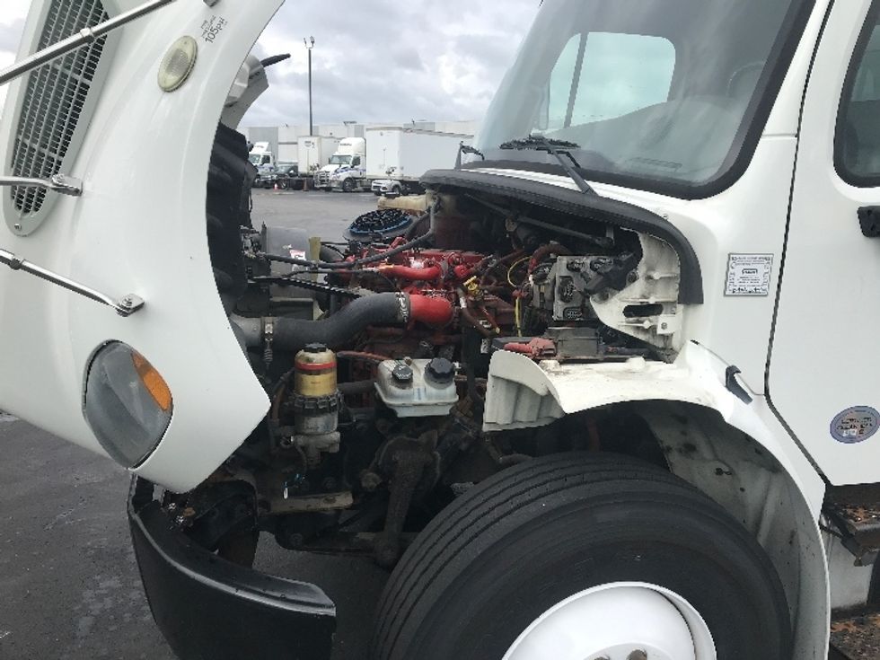 Medium Duty Box Truck-Light and Medium Duty Trucks-Freightliner-2018-M2-Indianapolis-IN-155,450\n\t\tmiles-$ 52,750 - Image 6