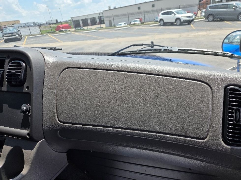 Medium Duty Box Truck-Light and Medium Duty Trucks-Freightliner-2018-M2-Kansas City-MO-196,754\n\t\tmiles-$ 51,500 - Image 21
