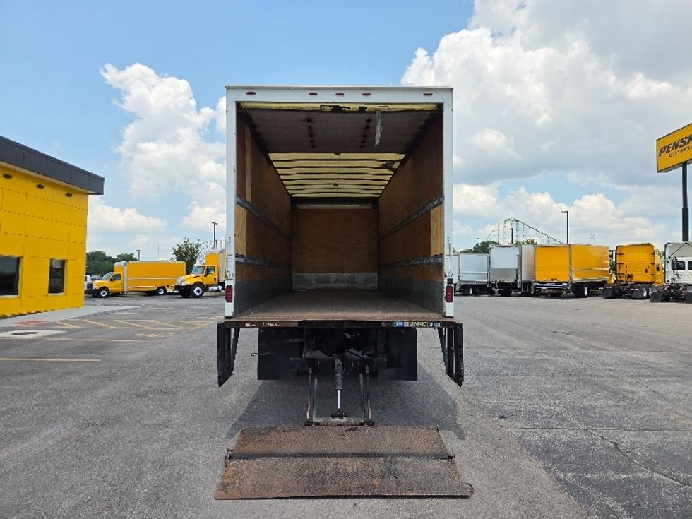 Medium Duty Box Truck-Light and Medium Duty Trucks-Freightliner-2018-M2-Kansas City-MO-196,754\n\t\tmiles-$ 51,500 - Image 9