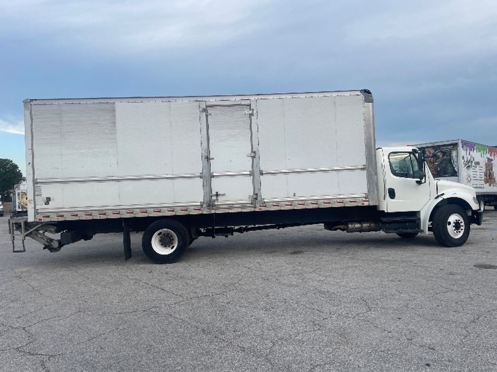 Medium Duty Box Truck-Light and Medium Duty Trucks-Freightliner-2018-M2-Katy-TX-188,936\n\t\tmiles-$ 44,500 - Image 15