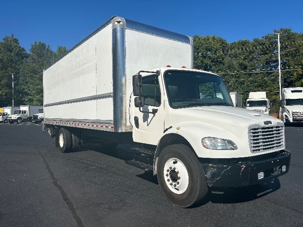 Medium Duty Box Truck-Light and Medium Duty Trucks-Freightliner-2018-M2-Kennesaw-GA-177,388\n\t\tmiles-$ 49,250 - Image 1