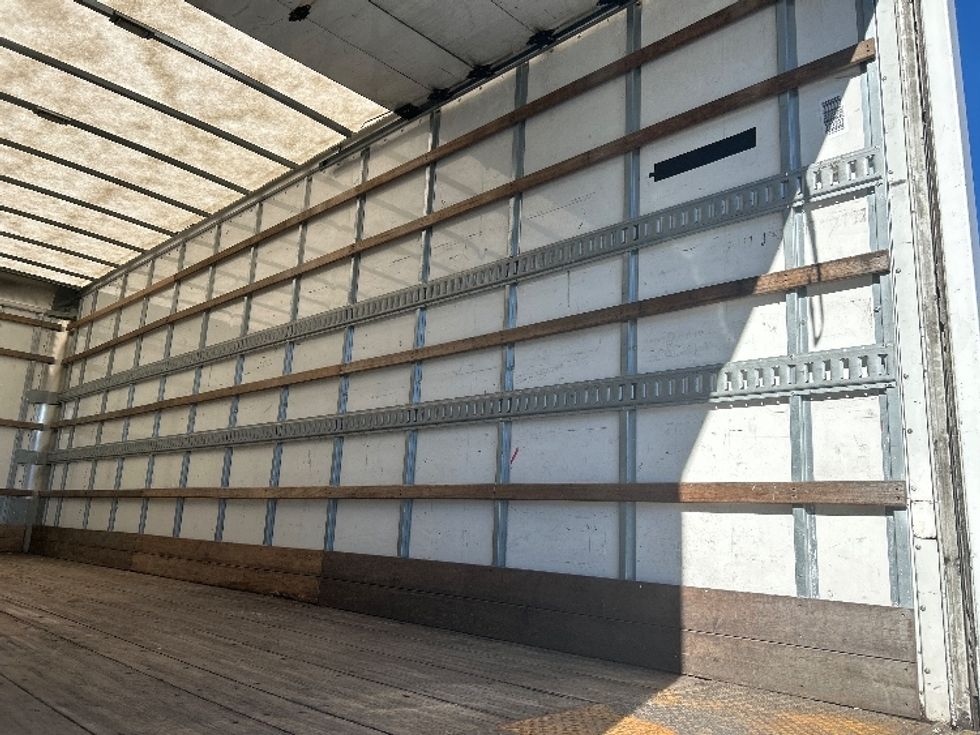 Medium Duty Box Truck-Light and Medium Duty Trucks-Freightliner-2018-M2-Kennesaw-GA-177,388\n\t\tmiles-$ 49,250 - Image 12