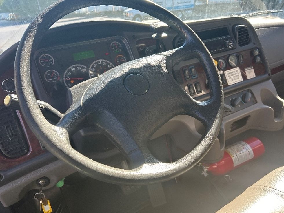 Medium Duty Box Truck-Light and Medium Duty Trucks-Freightliner-2018-M2-Kennesaw-GA-177,388\n\t\tmiles-$ 49,250 - Image 17