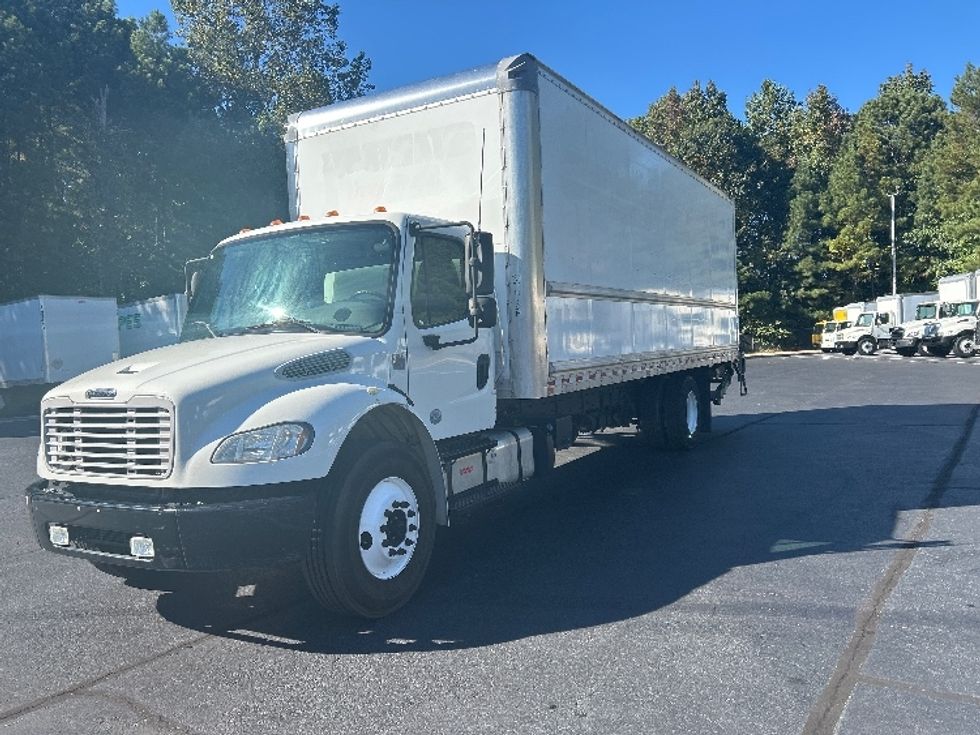 Medium Duty Box Truck-Light and Medium Duty Trucks-Freightliner-2018-M2-Kennesaw-GA-177,388\n\t\tmiles-$ 49,250 - Image 3