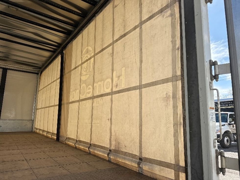 Medium Duty Box Truck-Light and Medium Duty Trucks-Freightliner-2018-M2-Knoxville-TN-48,140\n\t\tmiles-$ 66,500 - Image 12