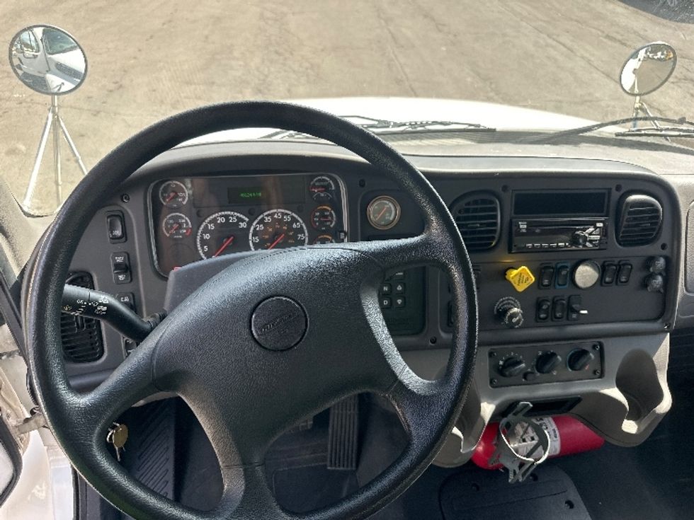 Medium Duty Box Truck-Light and Medium Duty Trucks-Freightliner-2018-M2-Knoxville-TN-48,140\n\t\tmiles-$ 66,500 - Image 18