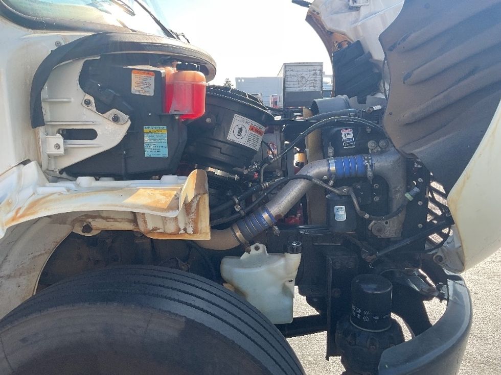 Medium Duty Box Truck-Light and Medium Duty Trucks-Freightliner-2018-M2-La Mirada-CA-136,796\n\t\tmiles-$ 46,750 - Image 23