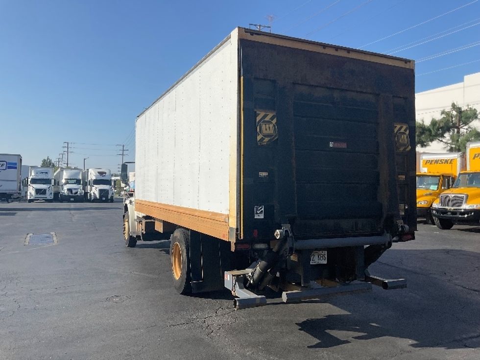 Medium Duty Box Truck-Light and Medium Duty Trucks-Freightliner-2018-M2-La Mirada-CA-136,796\n\t\tmiles-$ 46,750 - Image 6