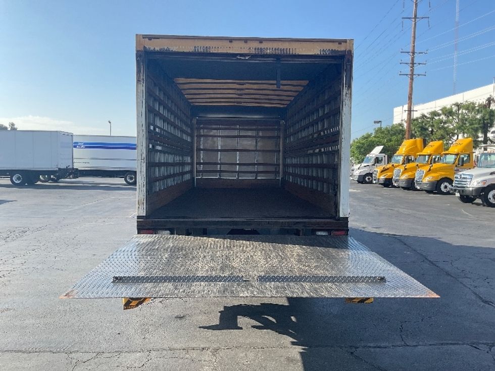 Medium Duty Box Truck-Light and Medium Duty Trucks-Freightliner-2018-M2-La Mirada-CA-136,796\n\t\tmiles-$ 46,750 - Image 8