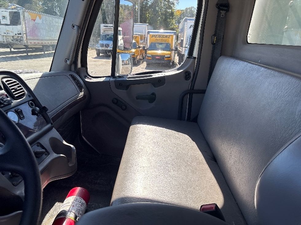 Medium Duty Box Truck-Light and Medium Duty Trucks-Freightliner-2018-M2-Ladson-SC-179,702\n\t\tmiles-$ 46,000 - Image 19