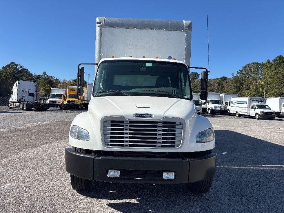 Medium Duty Box Truck-Light and Medium Duty Trucks-Freightliner-2018-M2-Ladson-SC-179,702\n\t\tmiles-$ 46,000 - Image 2