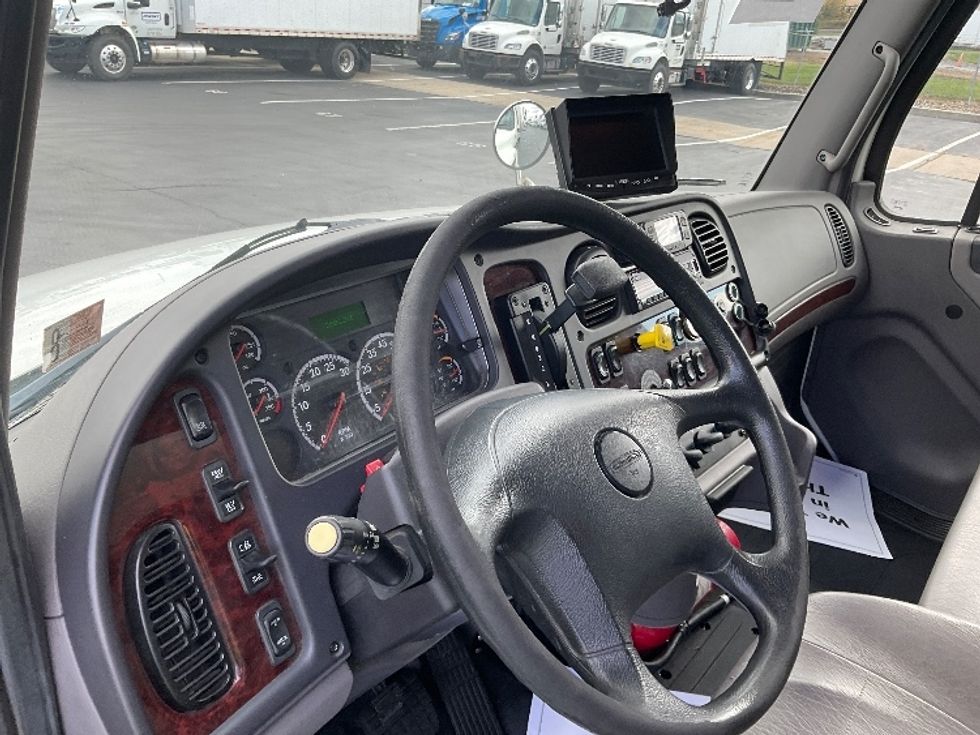 Medium Duty Box Truck-Light and Medium Duty Trucks-Freightliner-2018-M2-Lancaster-PA-178,785\n\t\tmiles-$ 41,750 - Image 17