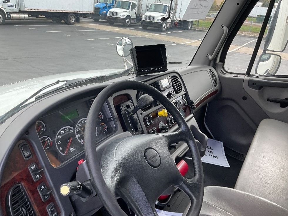 Medium Duty Box Truck-Light and Medium Duty Trucks-Freightliner-2018-M2-Lancaster-PA-178,785\n\t\tmiles-$ 41,750 - Image 18