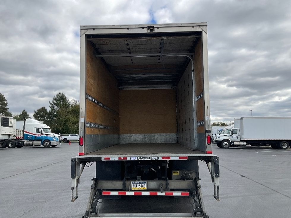 Medium Duty Box Truck-Light and Medium Duty Trucks-Freightliner-2018-M2-Lancaster-PA-178,785\n\t\tmiles-$ 41,750 - Image 8
