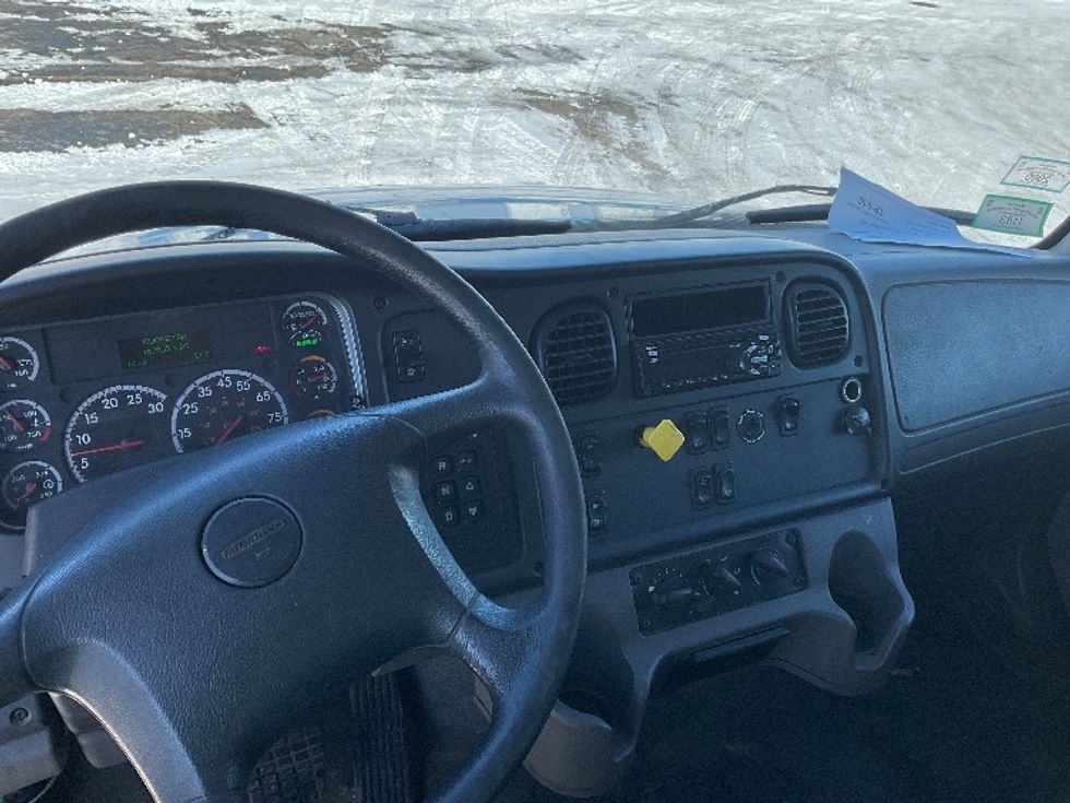 Medium Duty Box Truck-Light and Medium Duty Trucks-Freightliner-2018-M2-Lansing-MI-157,605\n\t\tmiles-$ 56,500 - Image 19