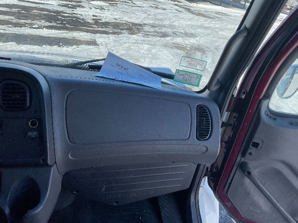 Medium Duty Box Truck-Light and Medium Duty Trucks-Freightliner-2018-M2-Lansing-MI-157,605\n\t\tmiles-$ 56,500 - Image 21